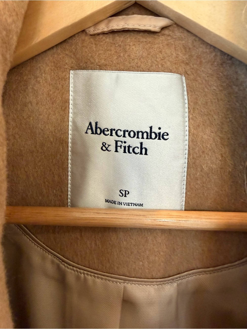 NWOT Abercrombie & Fitch Women's Camel Long Wool-Blend Dad Coat - Picture 2 of 3